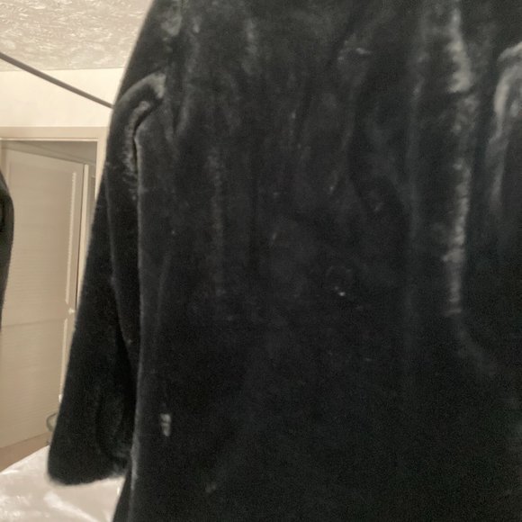 NEW WEST FOUX FUR COAT SIZE L - Picture 2 of 3